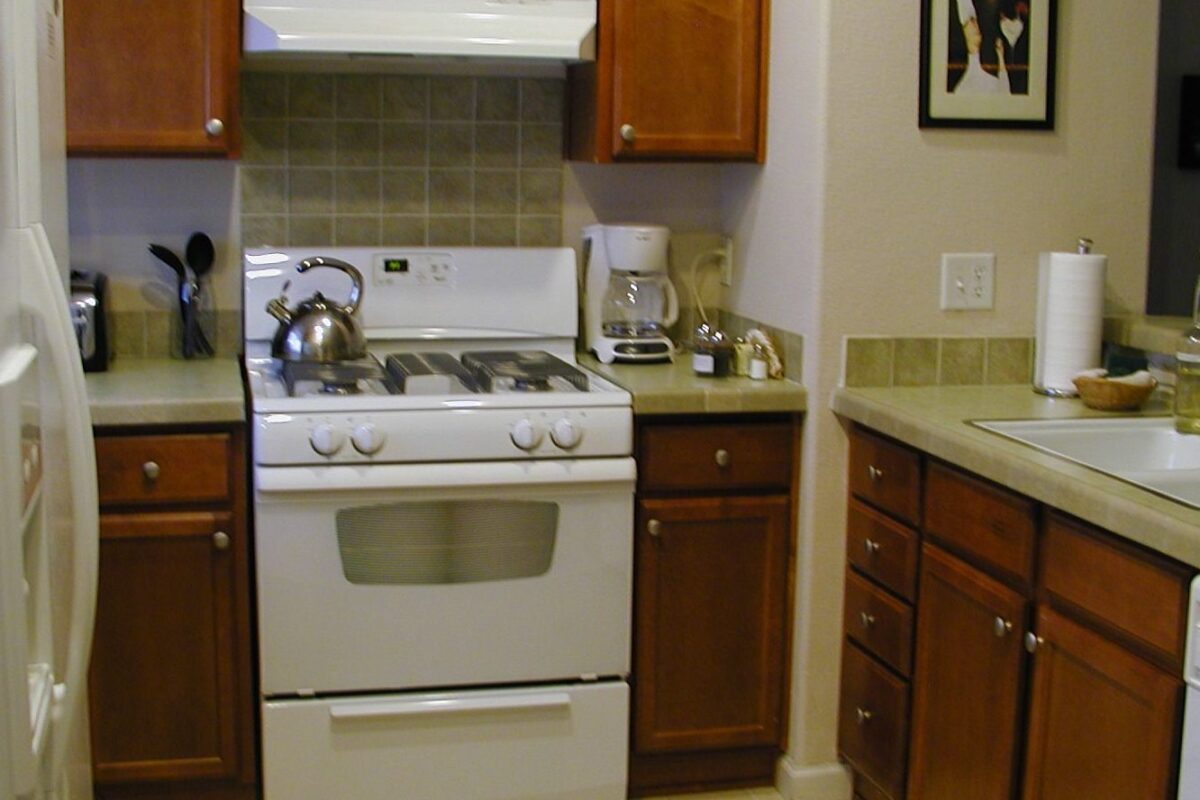 poppy-kitchen-e1564086450787